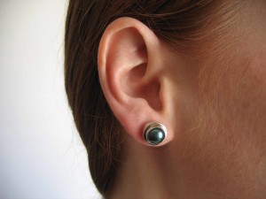 Peacock Green Pearl Earring