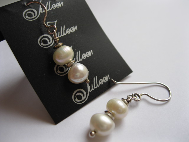 Pearl Earring in Sterling Silver