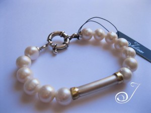 pearl_bracelet_white